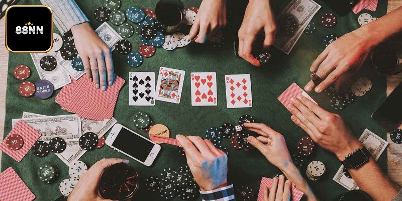 Luật chơi Poker cơ bản nhất cho bet thủ